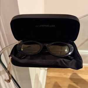 Elizabeth and James Black Sunglasses